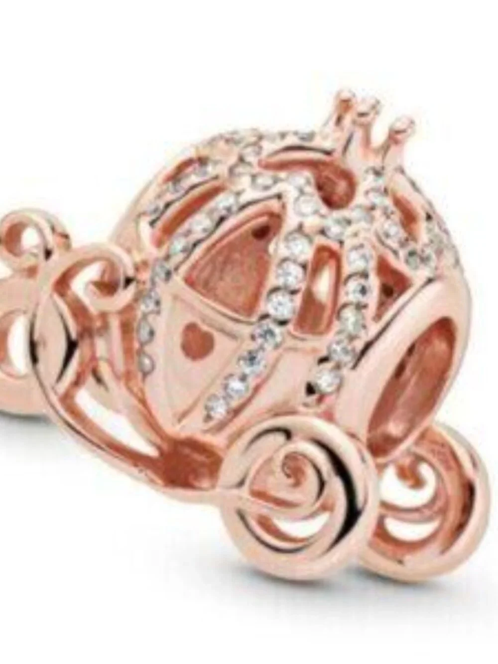 Pandora Rose? Cinderella Sparkling Carriage Charm